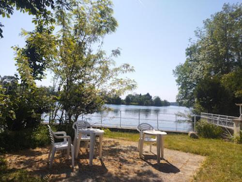 Chambre Dans Un Manoir Au Bord De L'Yonne Pres De Sens Villeperrot Buitenkant foto